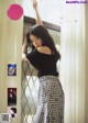 Rikako Aida 逢田梨香子, Young Gangan 2019 No.23 (ヤングガンガン 2019年23号) P5 No.c0cb84
